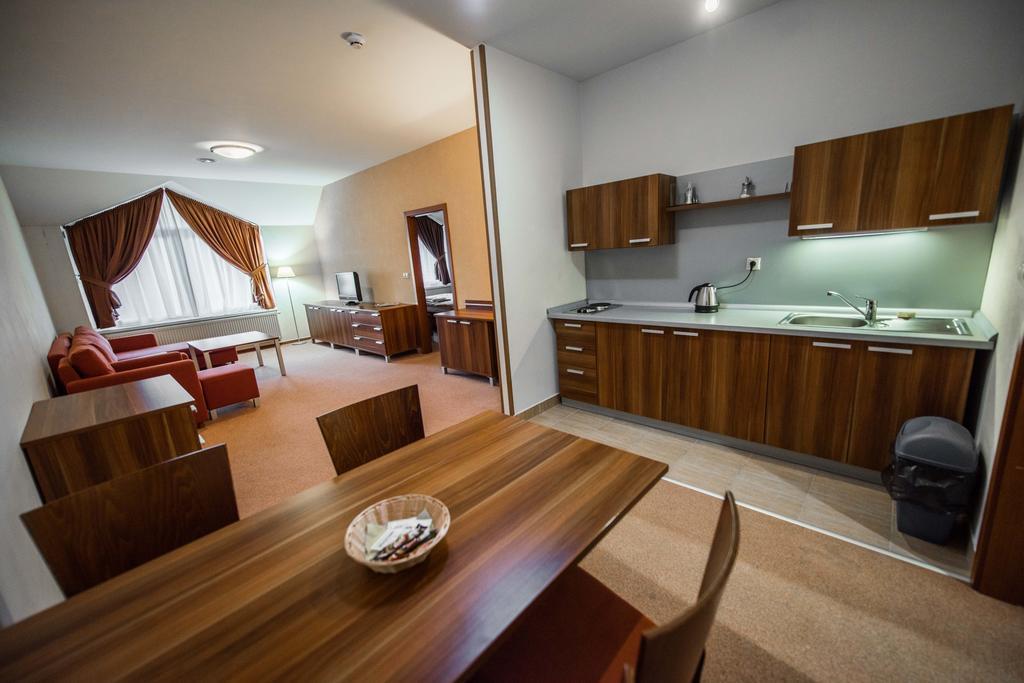 Plejsy Hotel Krompachy Luaran gambar