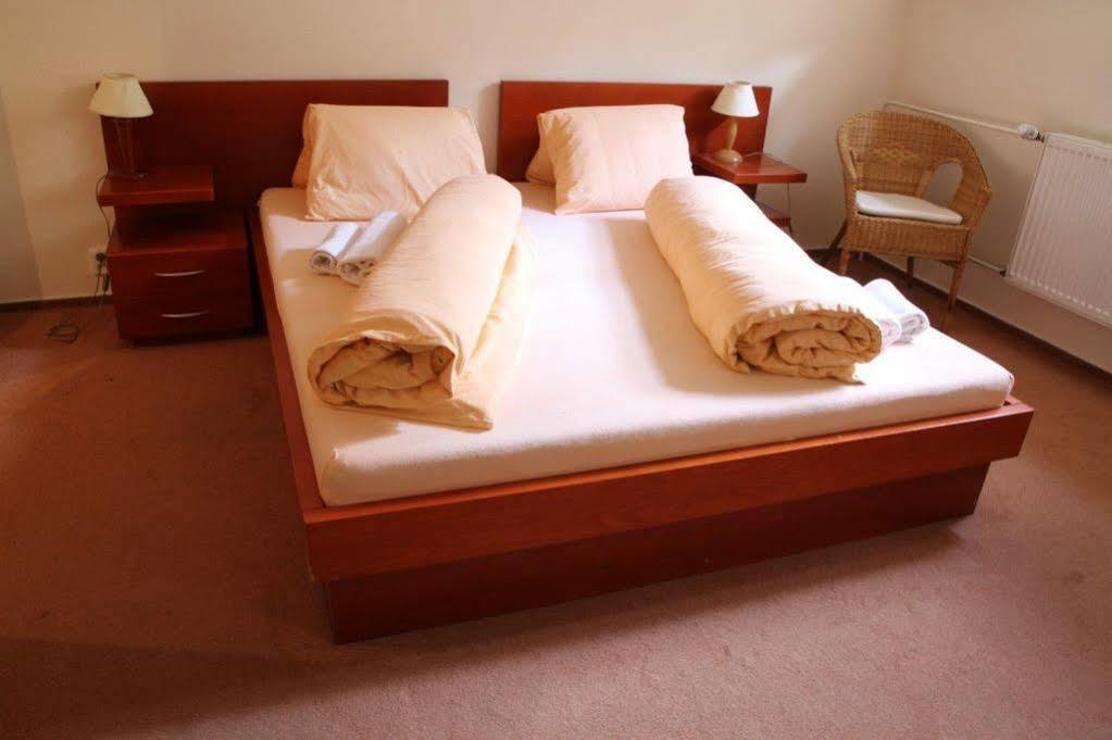 Plejsy Hotel Krompachy Luaran gambar